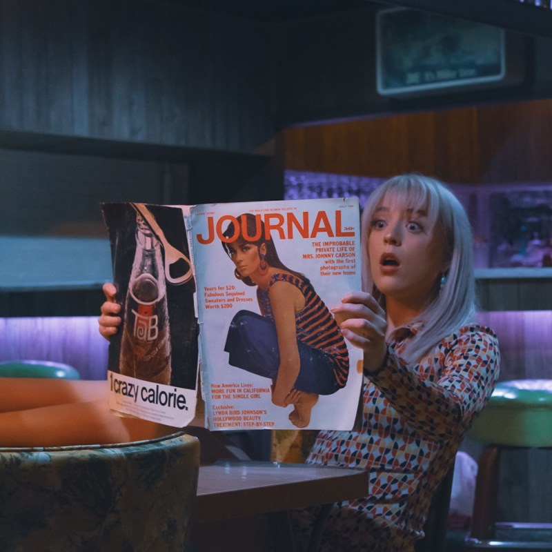 Breaking News: First Human Survives Without a&nbsp;Phone